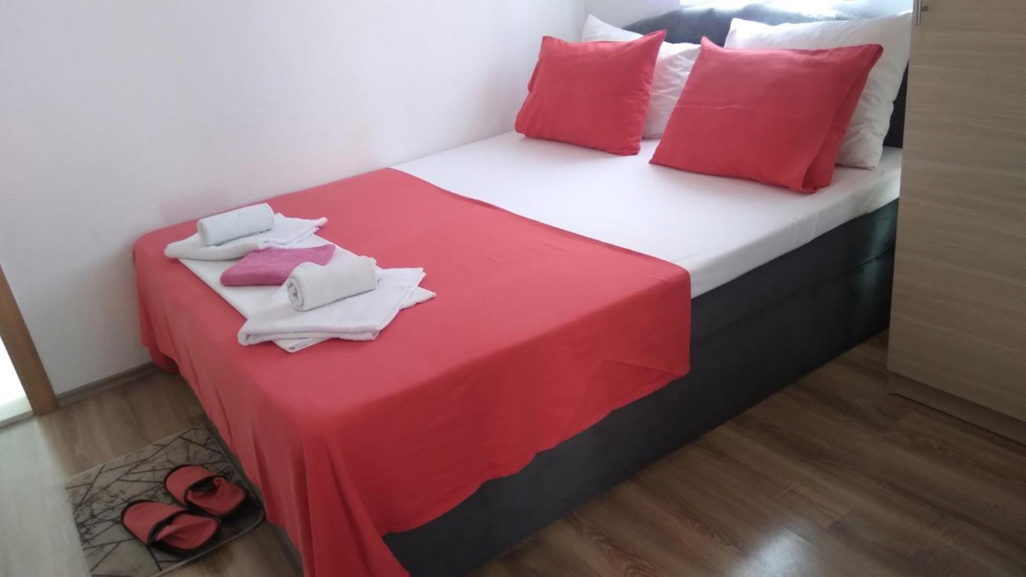 Apartments Leza เนอุม ภายนอก รูปภาพ